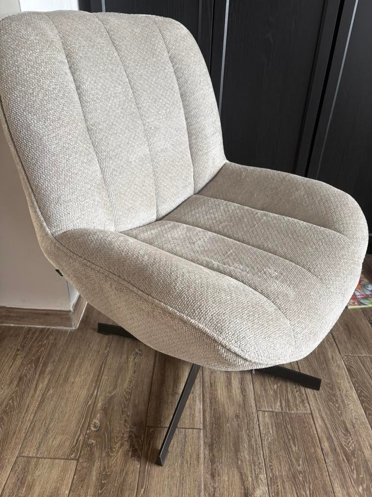 Nieuwe design fauteuil, Huis en Inrichting, Fauteuils, Zo goed als nieuw, Stof, Ophalen
