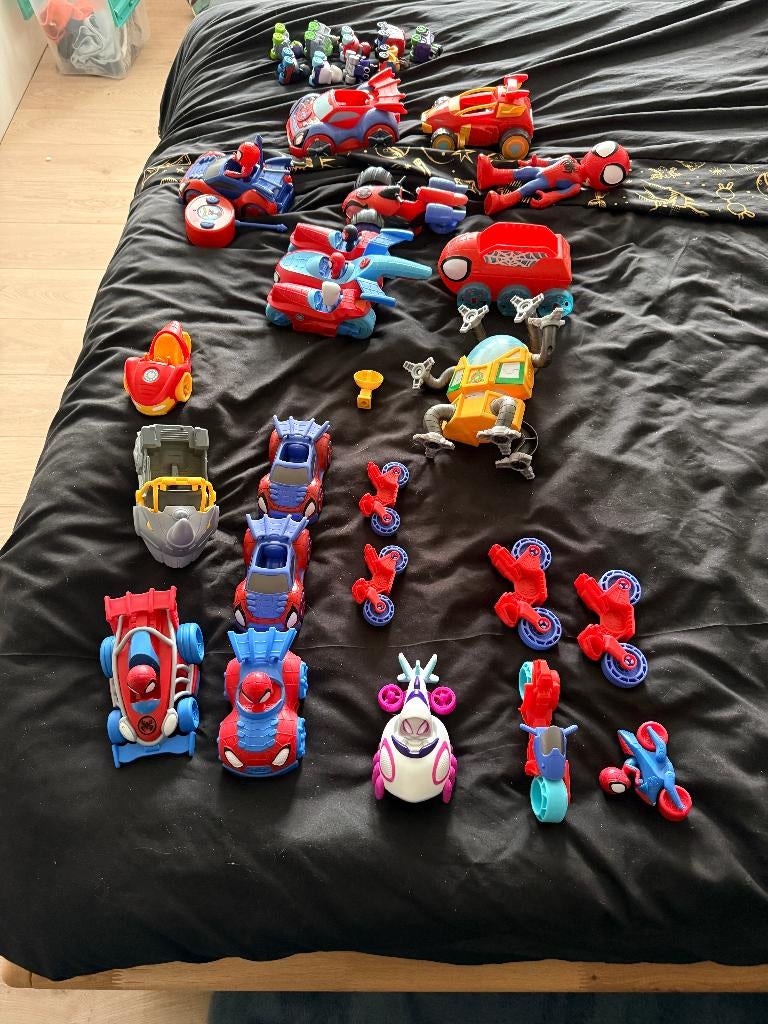 Enorme lot de véhicules de Spidey et ses amis, Enlèvement, Utilisé