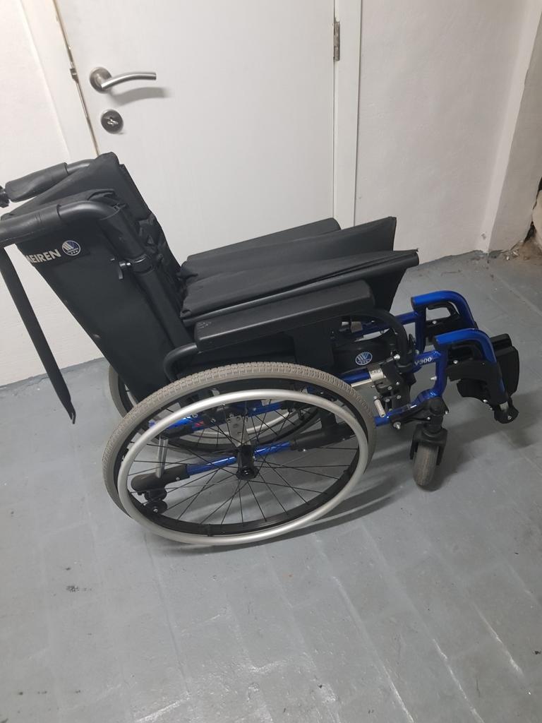 Rolstoel merk vermeiren zo goed als nieuw, Diversen, Rolstoelen, Ophalen