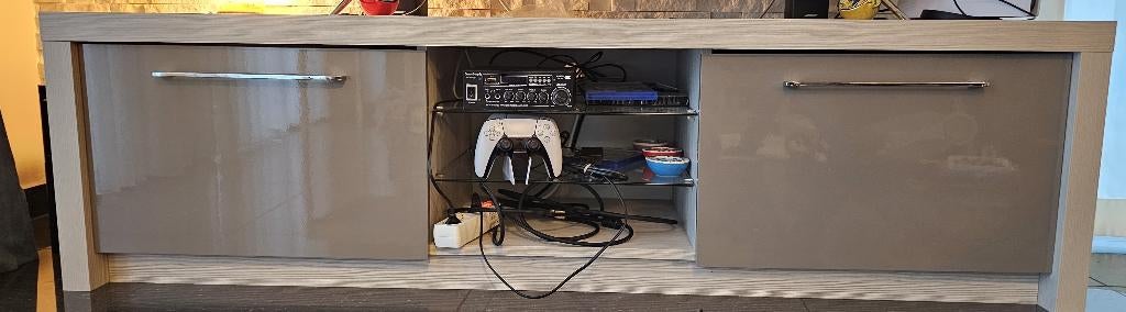 TV Kast/ TV Meubel, 150 tot 200 cm, Ophalen of Verzenden, Zo goed als nieuw, Minder dan 100 cm