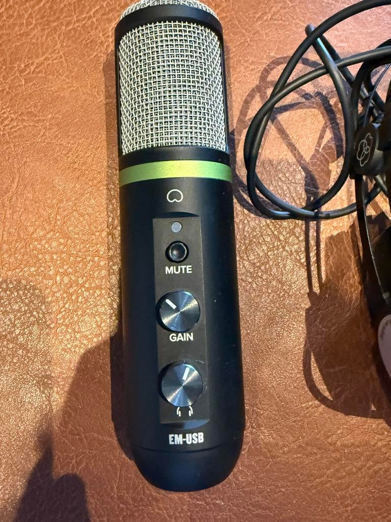 Studio + gaming mic, Muziek en Instrumenten, Ophalen, Zo goed als nieuw