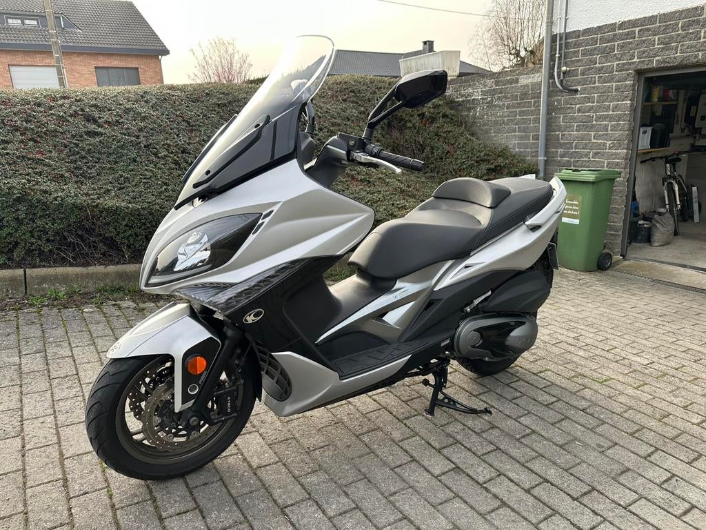 Kymco xciting 400 cc . EXCELLENT état., Motos, Enlèvement