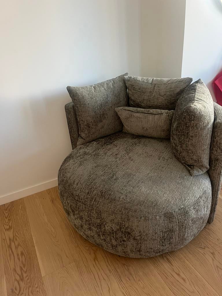 Volledig nieuwe eenzit, Enlèvement, Neuf