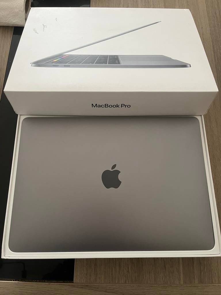 Macbook pro Touch bar 2019, Enlèvement, Comme neuf, MacBook