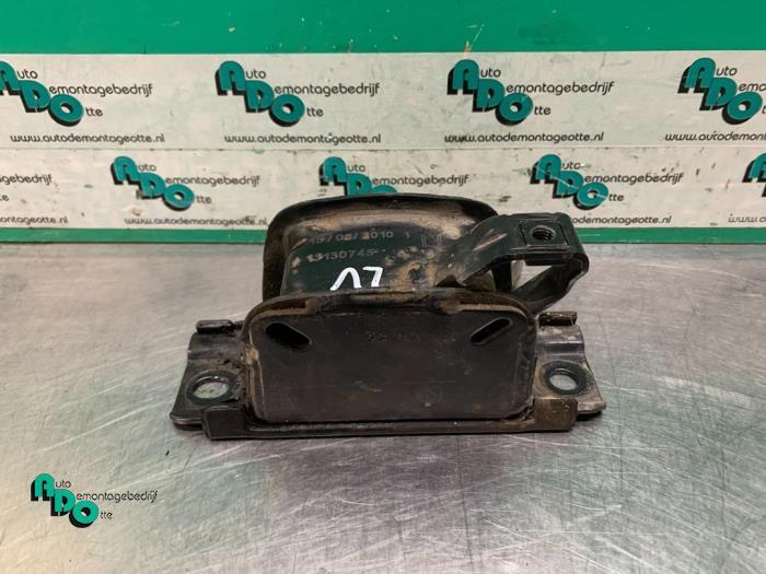 Support boîte de vitesse d'un Opel Corsa (Corsa D 07-), Autos : Pièces & Accessoires, -, Opel, 3 mois de garantie, Utilisé