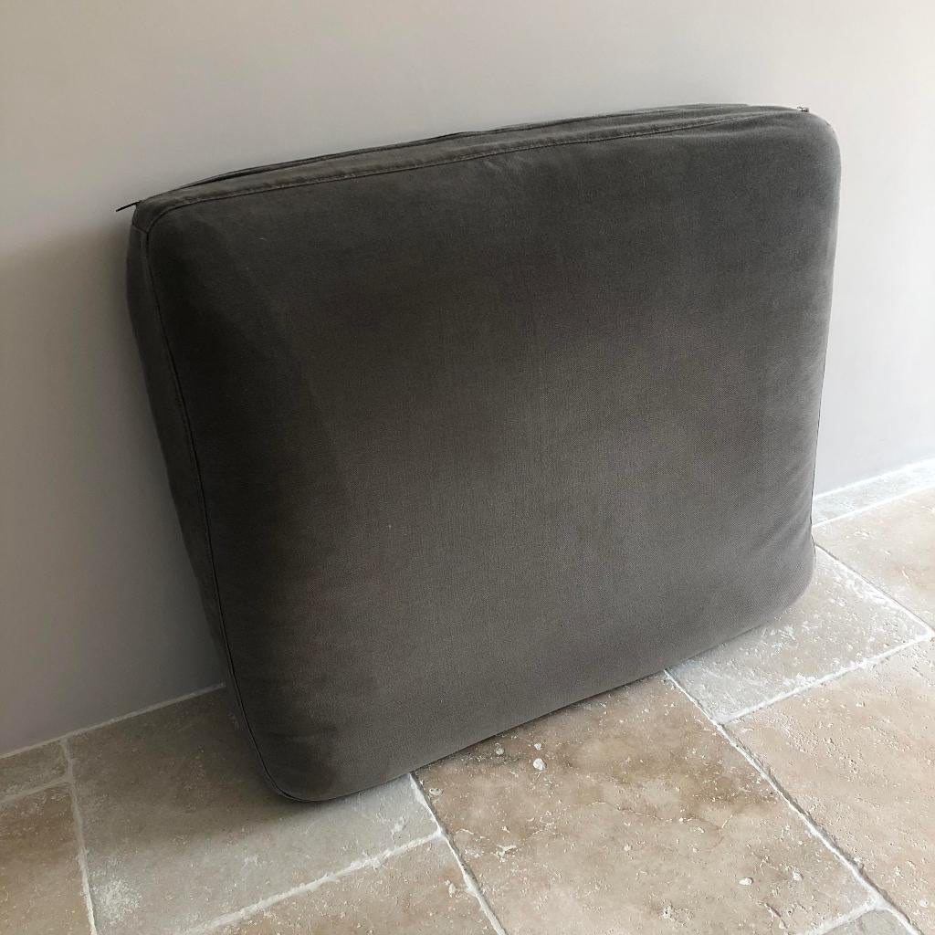 2 grote kussens, Ophalen, Gebruikt