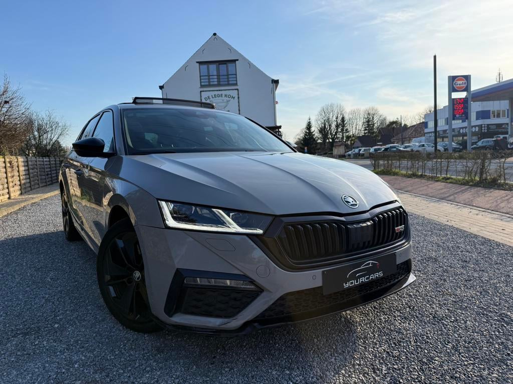 Skoda Octavia RS PHEV 1.4 TSI RS DSG * FULL OPTIONS, Autos, Achat, Entreprise, 34 g/km, Noir