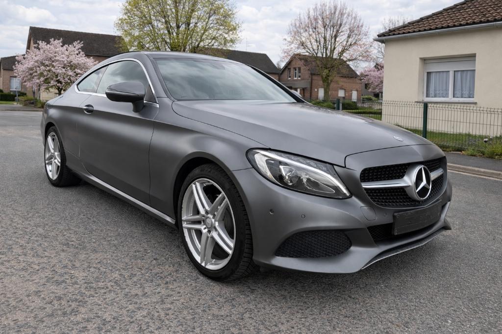 Mercedes c180 amg pack ///, Auto's, Mercedes-Benz, 4 zetels, Achterwielaandrijving, Overige kleuren, Leder