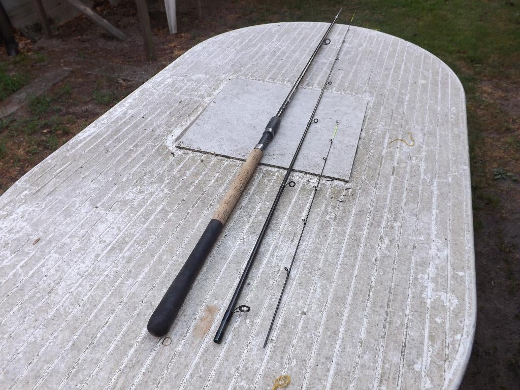 picker van DAM een SUMO TRIX 300, Watersport en Boten, Hengelsport | Witvissen, Ophalen, Gebruikt, Werphengel