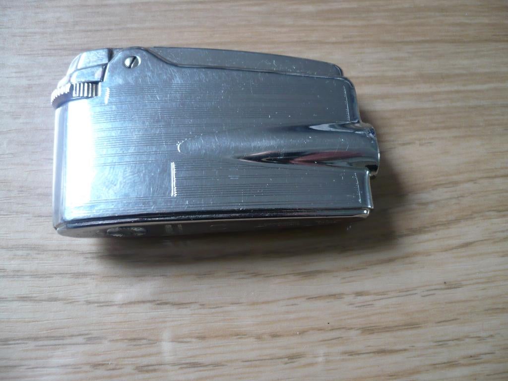 Ronson aansteker heel goede staat met graveervak., Ophalen, Aansteker