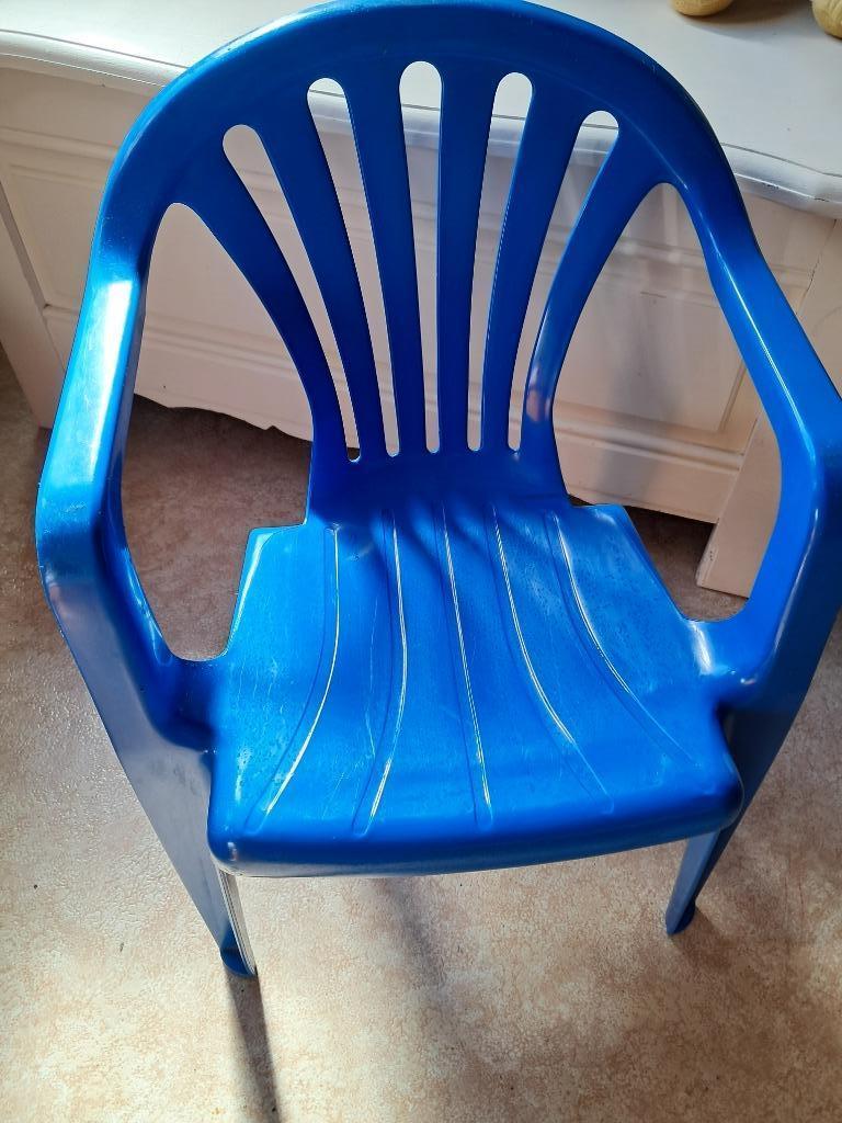 petite chaise bleue plastique pour enfant, Enlèvement
