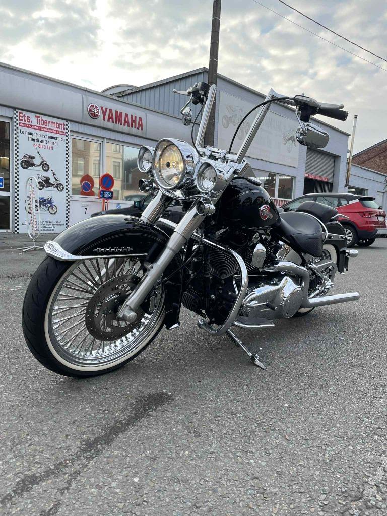 Harley-Davidson Softail Deluxe 1690cc - foto 2