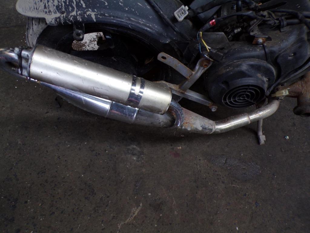 Pot de détente Sym 50cc LP/13731, Vélos & Vélomoteurs, Enlèvement ou Envoi, Utilisé, Pot d'échappement, SYM