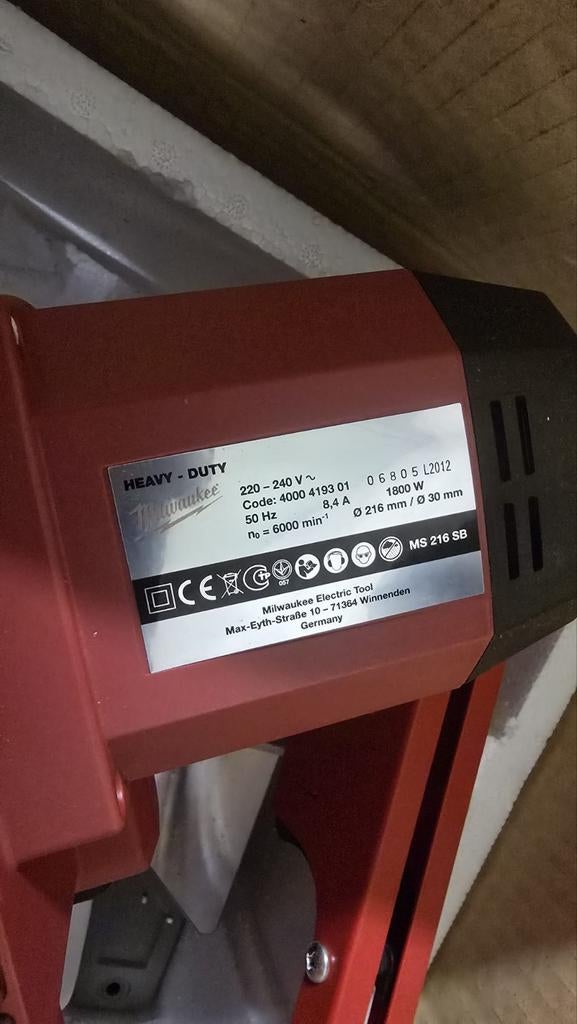 Scie circulaire MS 216 SB milwaukee plus pied MSL1000