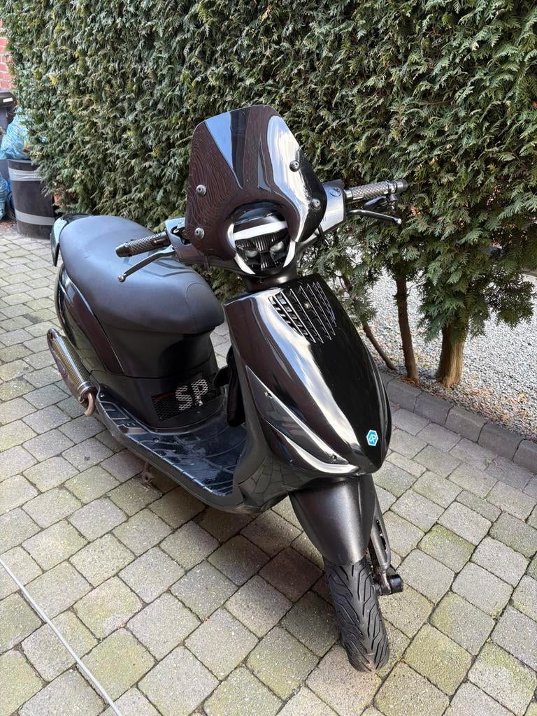 Zip 70cc a klasse, Enlèvement, Comme neuf