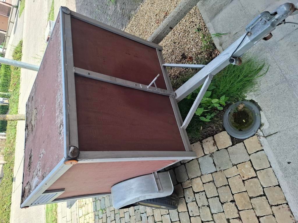 Honden remorque, Ophalen, Gebruikt