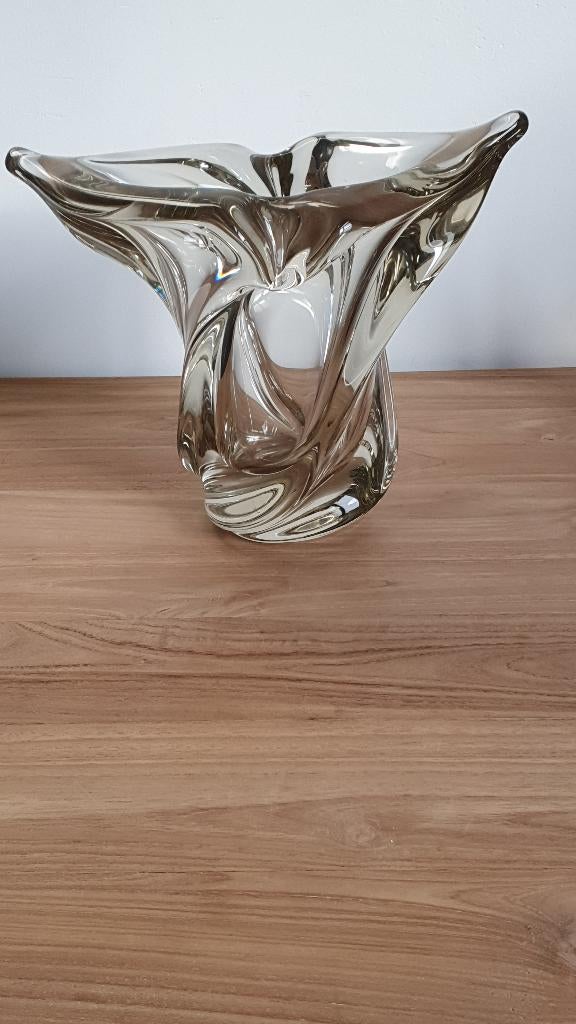 Luxuous Lips vaas in gerookt kristal van Doyen, Antiek en Kunst, Ophalen