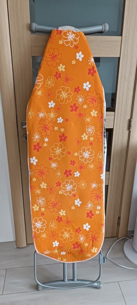 Planche à repasser., Ophalen