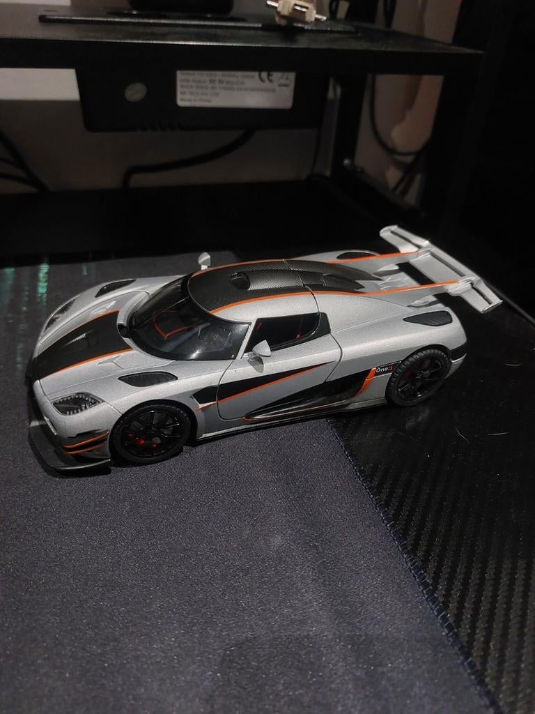 Modèle Koenigsegg one:1 à l'échelle 1/24, Enlèvement, Neuf, Voiture, Autres marques