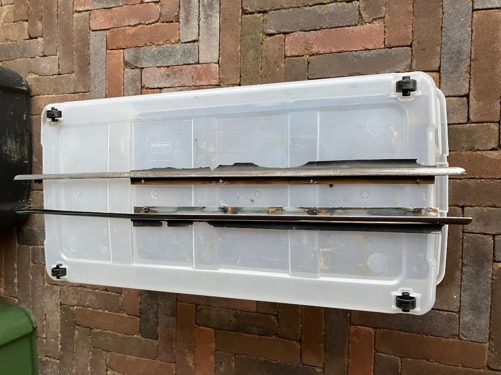 Bovenzijde deursierlijsten Porsche 356 C, Auto-onderdelen, Carrosserie, Gebruikt, Porsche, Ophalen of Verzenden, Voor