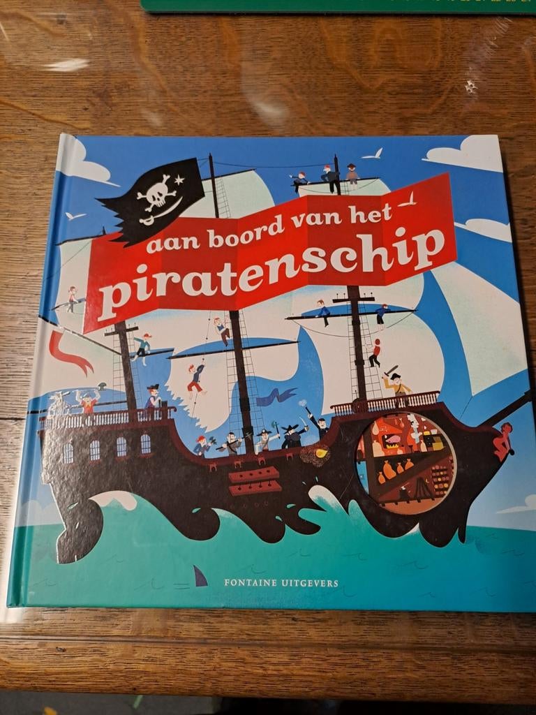 Livre de pirates, Enlèvement