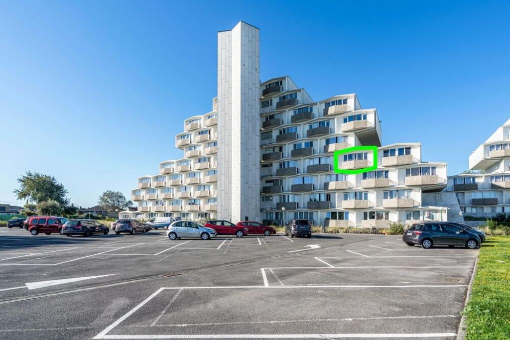 te koop in vakantiepark 2 slpk appartement, Immo, Huizen en Appartementen te koop, Oostende, 1500 m² of meer, Appartement, D