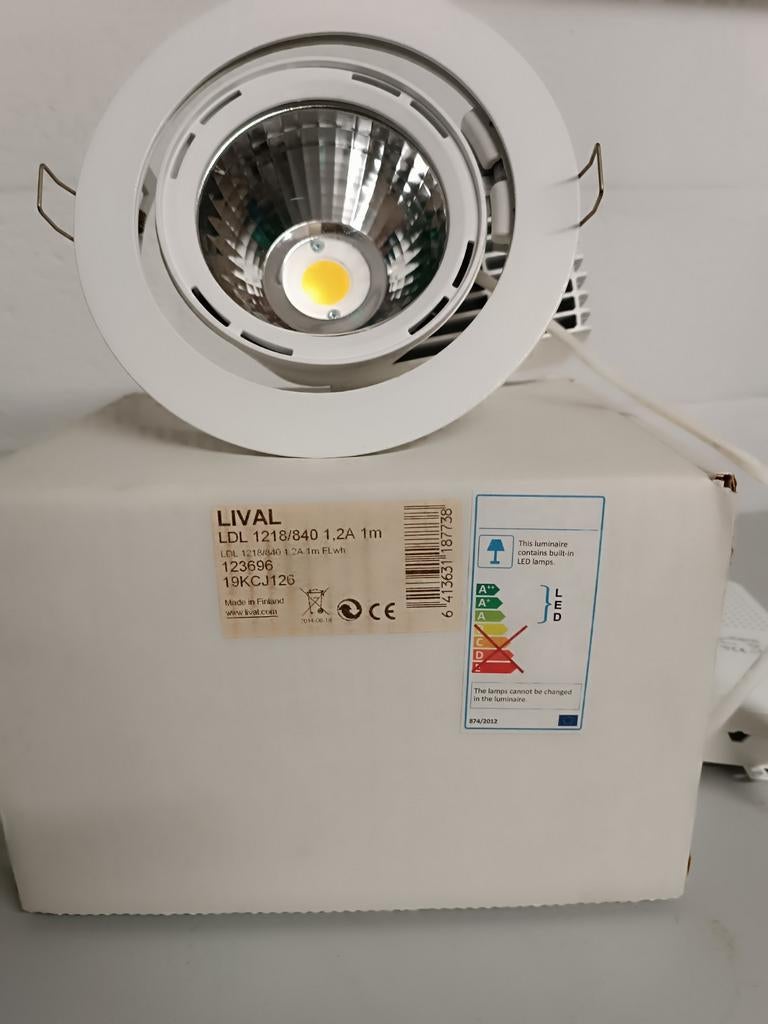 2 spot encastrable LIVAL, LED, diamètre 20,50 cm, portable,, Maison & Meubles, Enlèvement, Neuf, LED