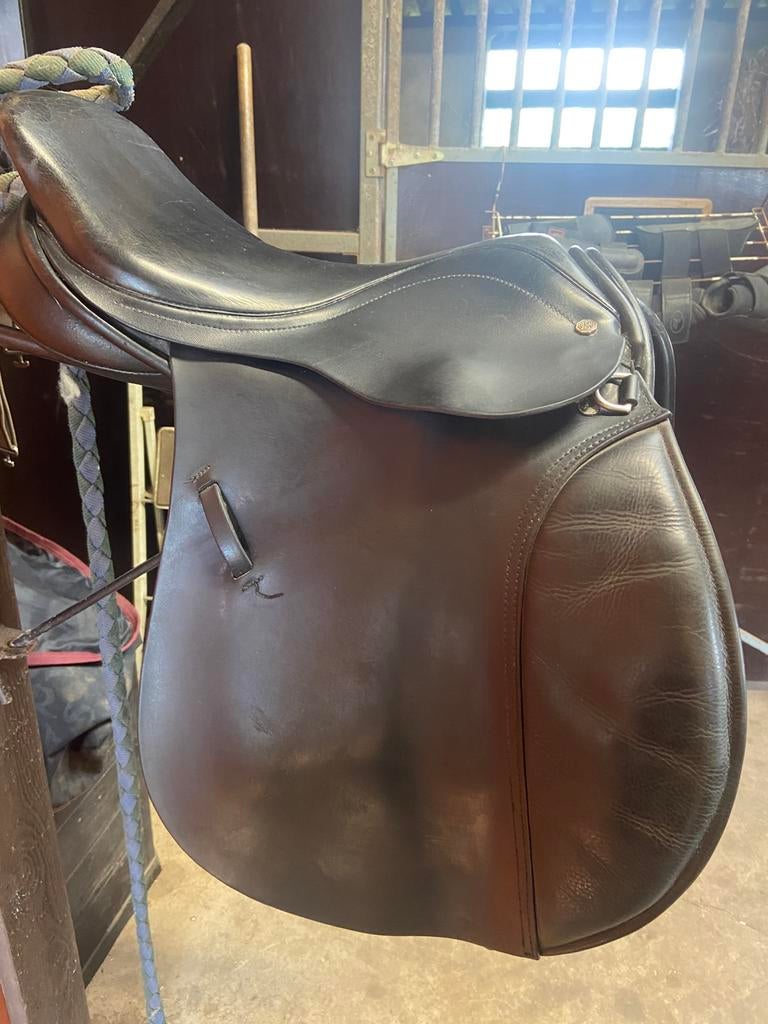 Pony springzadel cliff barnsby 16’, Dieren en Toebehoren, Ophalen of Verzenden, Gebruikt, Springen