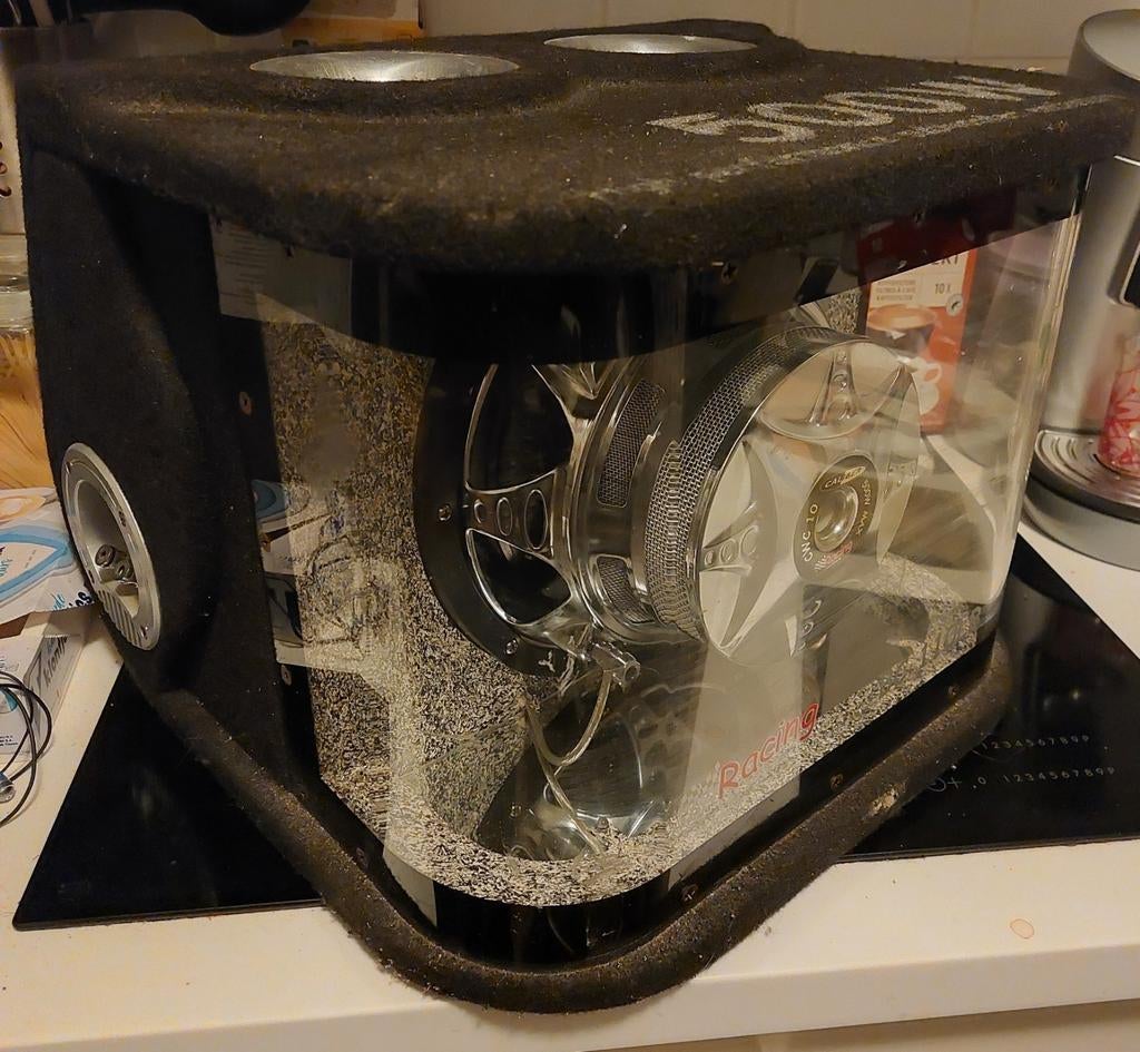 Baffle de basse Caliber Racing 500 watts, Autos : Divers, Haut-parleurs voiture, Enlèvement ou Envoi