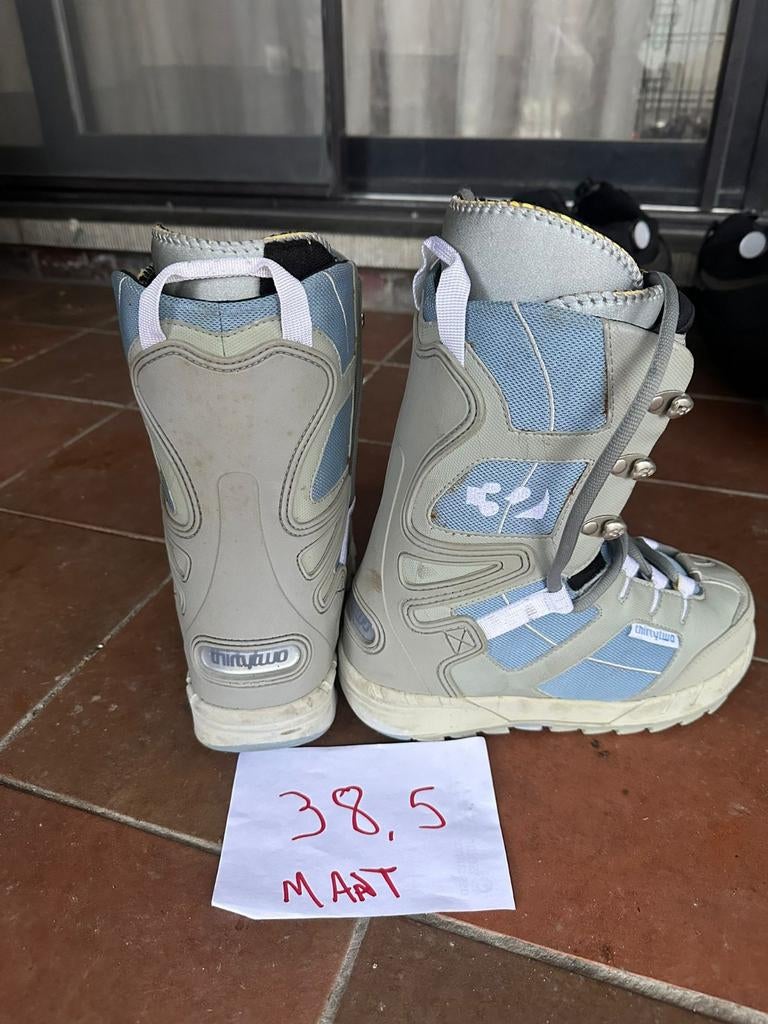 Snowbones de différentes tailles, Enlèvement