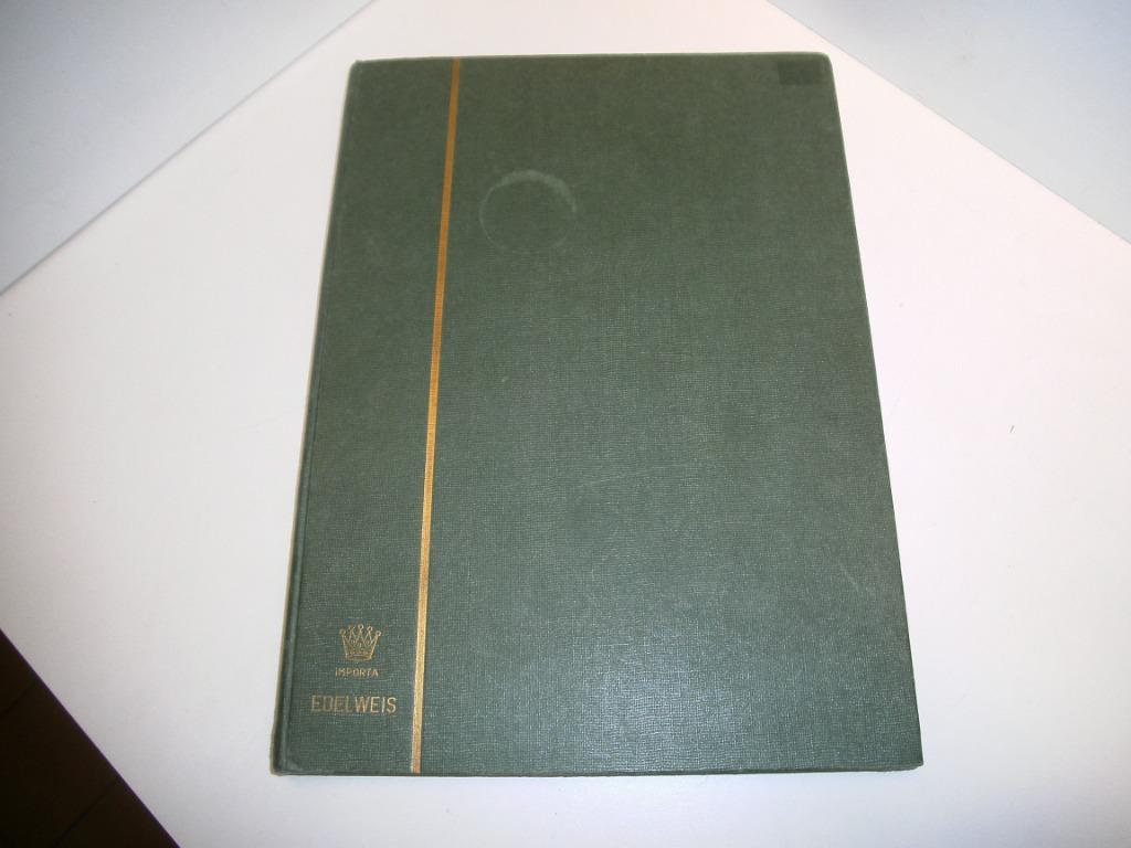 Insteekalbum Edelweis met 128 zegels (Post-0006), Postzegels en Munten, Ophalen of Verzenden, Verzamelalbum