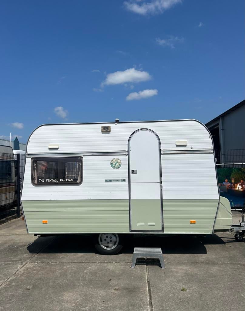 Huur een retro chateau uit 1979 (B-rijbewijs)