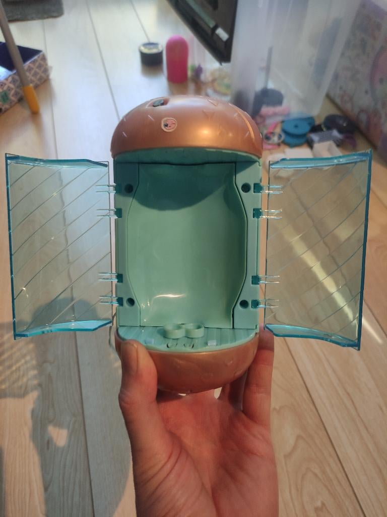 Lol capsule, Enlèvement