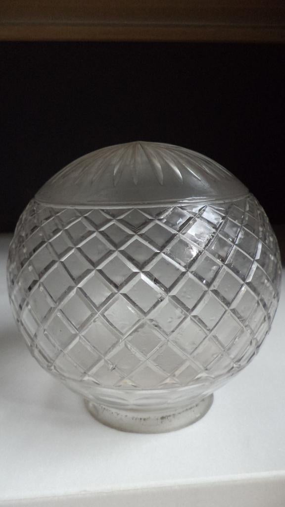 Abat-jour VSL Val Saint Lambert boule lampe cristal taillée, Antiquités & Art, Enlèvement ou Envoi