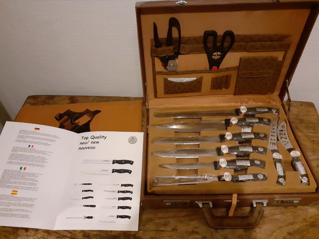 Carl Weill messenset in koffer NIEUW, Maison & Meubles, Enlèvement ou Envoi, Neuf, Inox ou Chrome, Ensemble de couverts