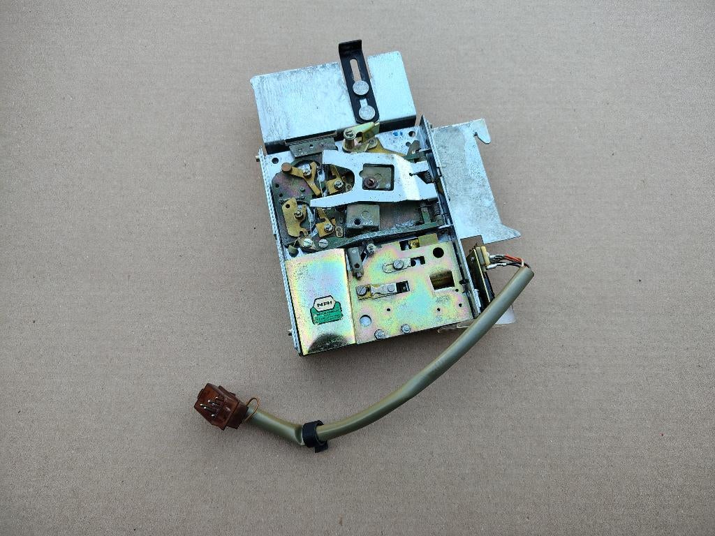 Muntproef/ Nederands Rowe-AMi MM6 (1971) jukebox, Envoi, Ami