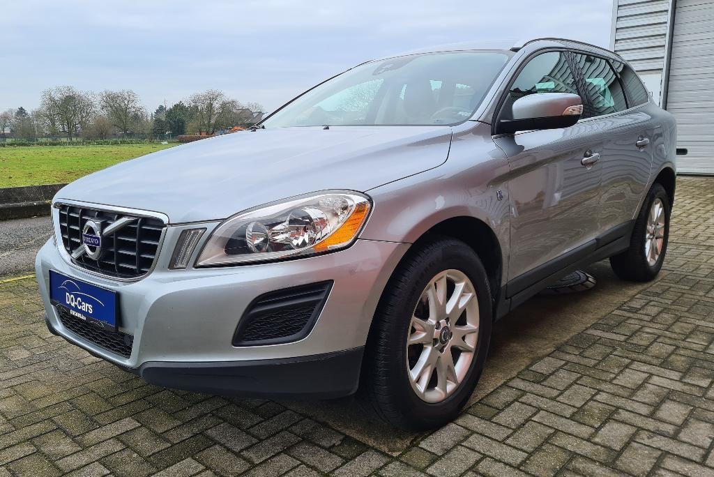 Volvo XC60 - 2.0 D - 163 pk - Automaat, Auto's, Volvo, Euro 5, Zwart, Parkeersensor, 1984 cc