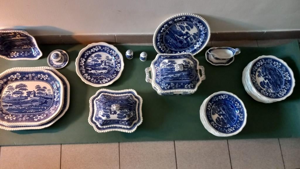 Copeland Spode' Tower, 35 pièces, Serbie, Service complet, Poterie, Comme neuf, Enlèvement