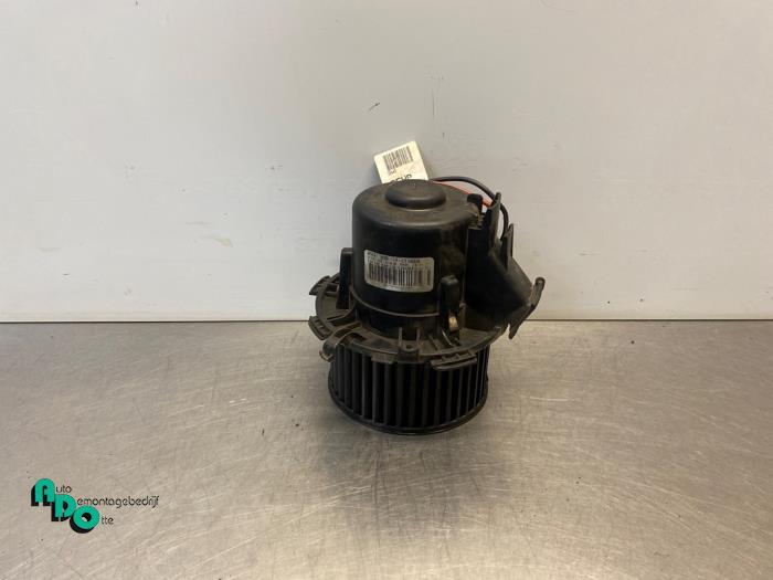 Moteur de ventilation chauffage d'un Opel Movano (Movano 00-, -, Opel, 3 mois de garantie, Utilisé