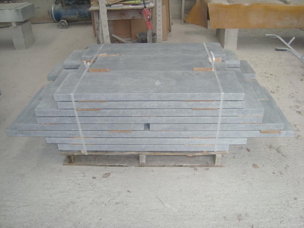 Couvres murs en pierre bleue, Bricolage & Construction, Métaux, Neuf, Enlèvement