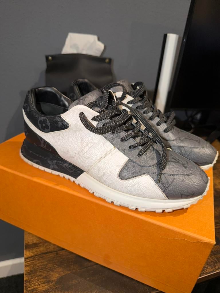 Louis Vuitton Runners maat 41, Kleding | Heren, Schoenen, Ophalen of Verzenden, Zo goed als nieuw