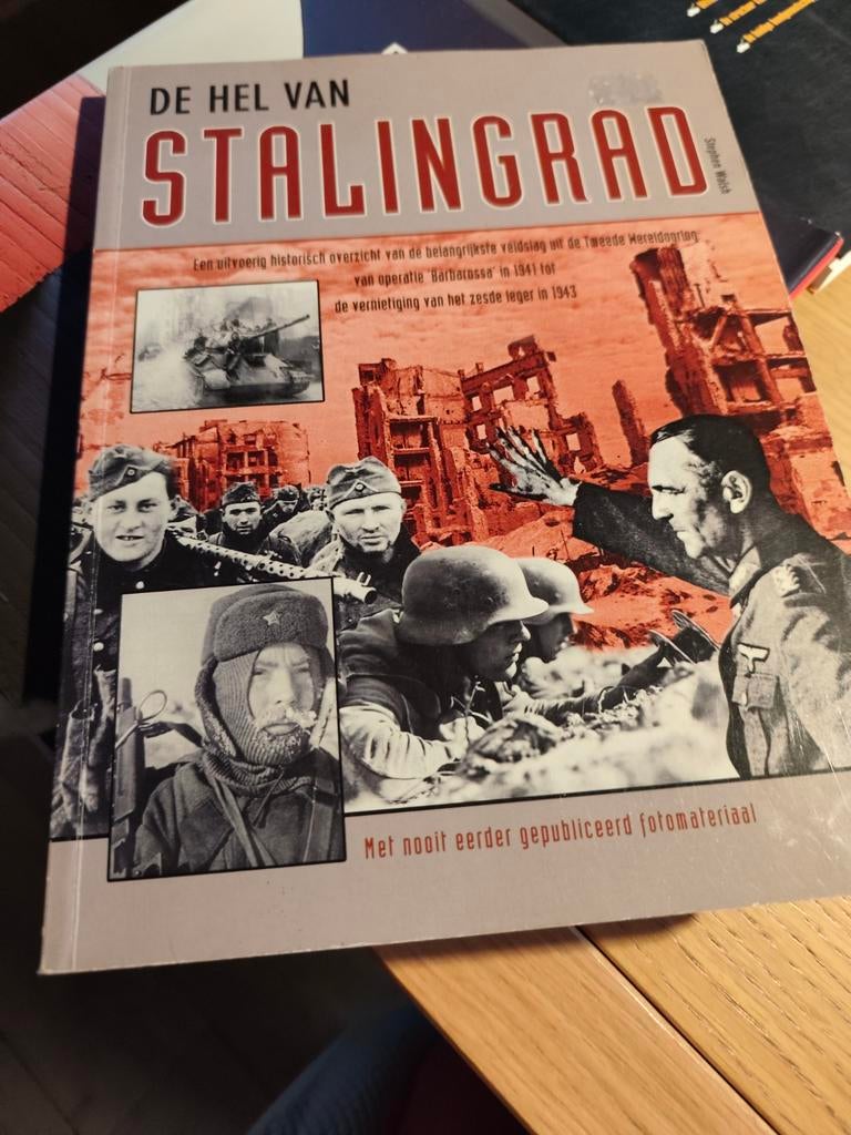 De Hel van Stalingrad. Nooit eerder gepubliceerde foto's, Ophalen of Verzenden