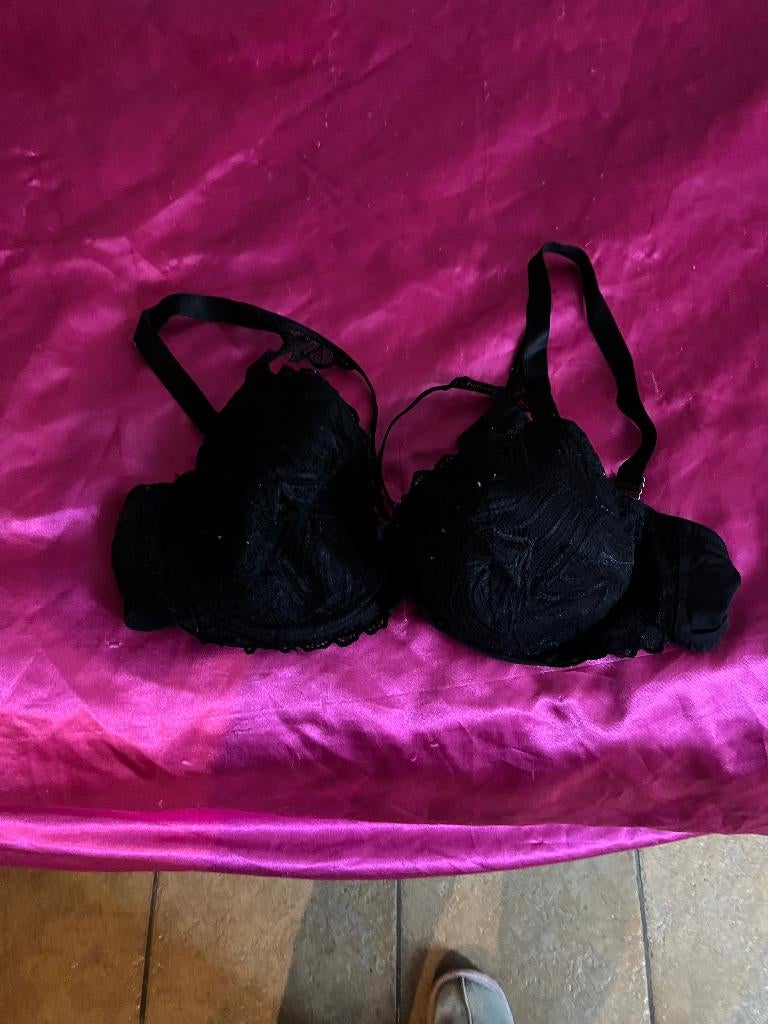 mooie beugelbh Bodyflirt kant + bandjes 100d, Kleding | Dames, Ondergoed en Lingerie, BH, Zwart, Ophalen of Verzenden