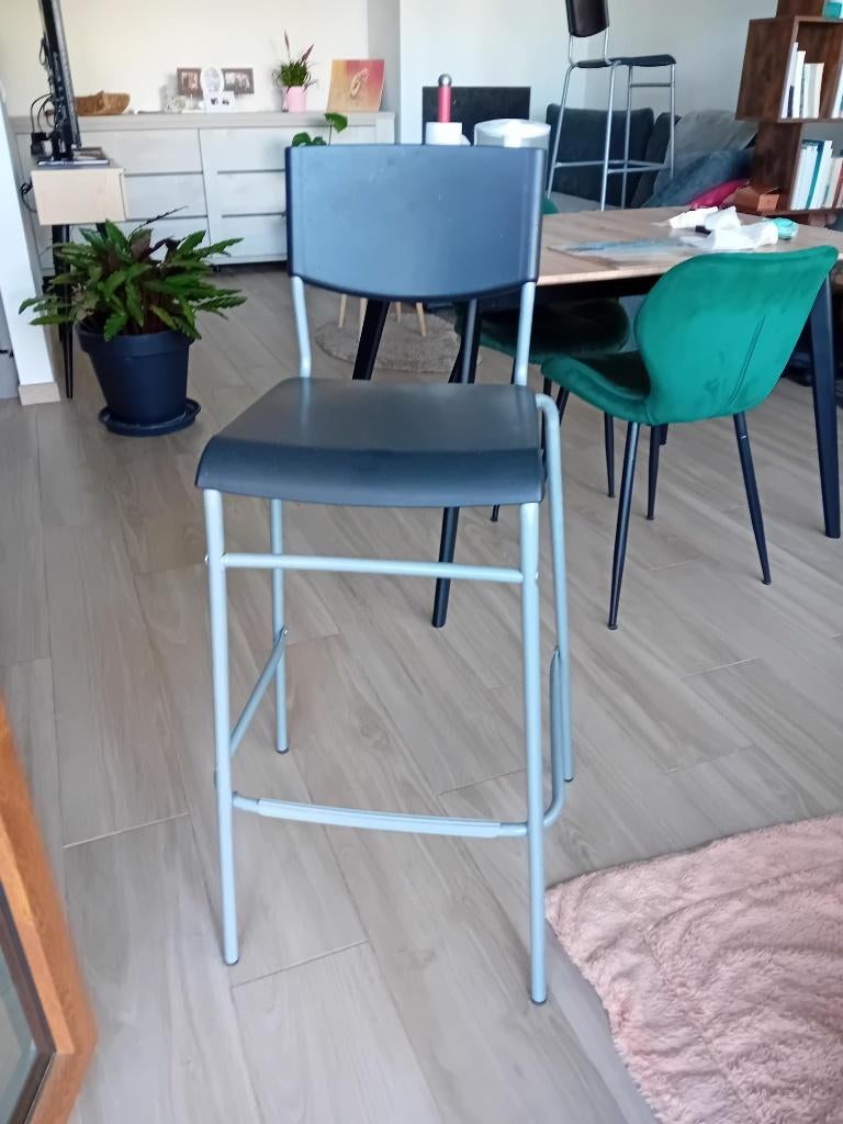 2 chaises de bar ikea, 90 cm ou plus, Métal, 2 tabourets, Enlèvement