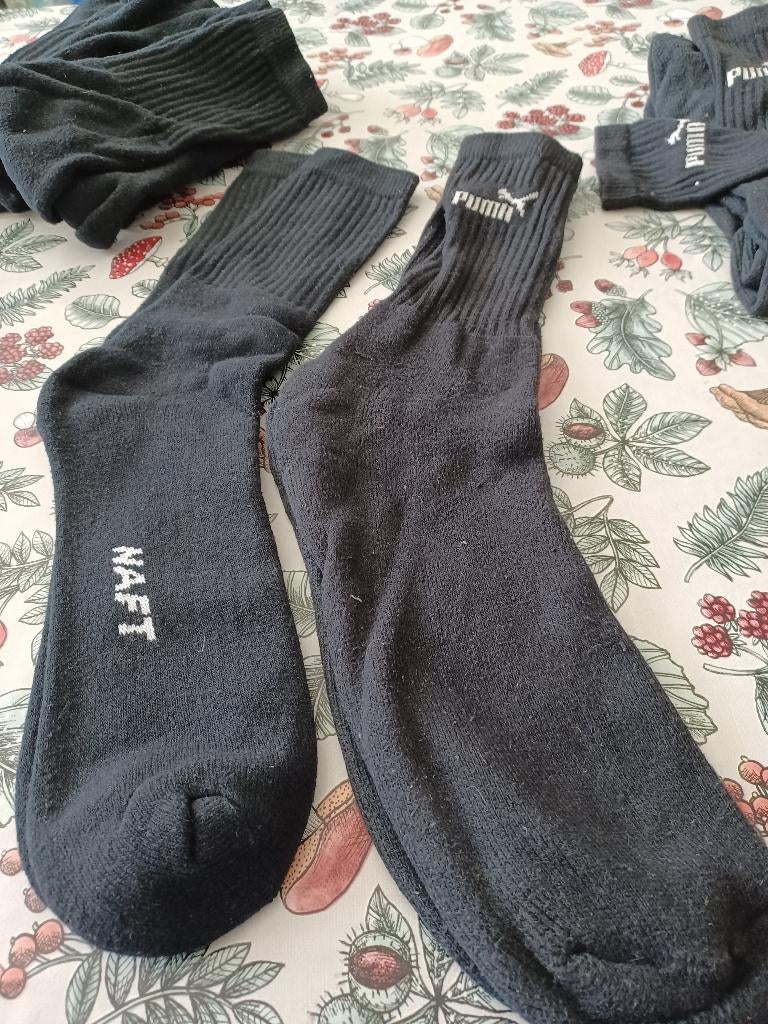 9 paires de chaussettes de sport M 43-46, Vêtements | Hommes, Chaussettes & Bas, Naft, Comme neuf, Taille 43 à 46, Noir