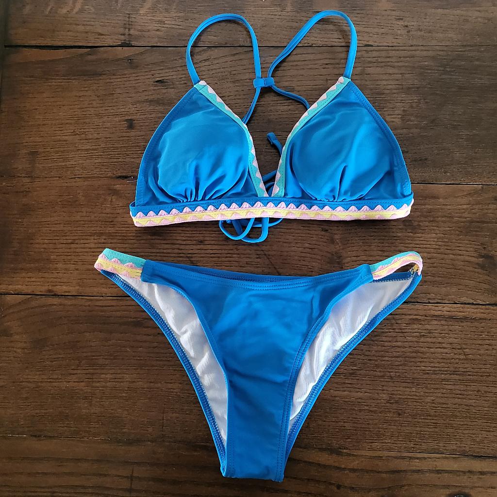 Blauwe bikini, maat XS, Blauw, Ophalen of Verzenden, Bikini, Gedragen