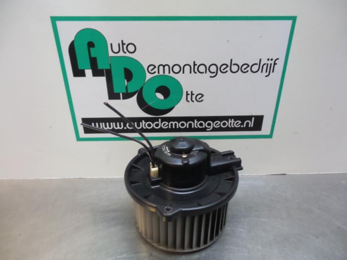 Moteur de ventilation chauffage d'un Toyota Corolla Verso, -, 3 mois de garantie, Toyota, Utilisé