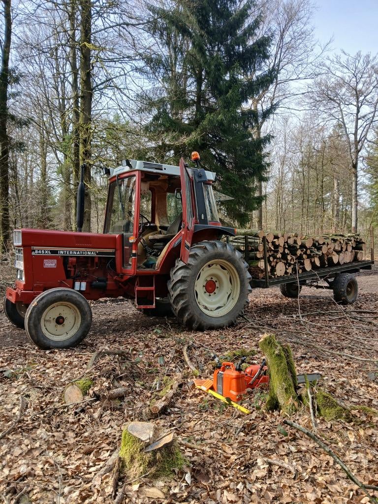 Tracteur international 845xl