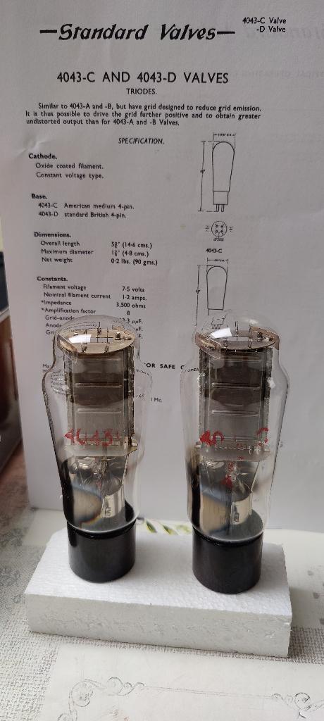 4043C en CV1102 trioden NIB., Enlèvement, Tube ou Tubes
