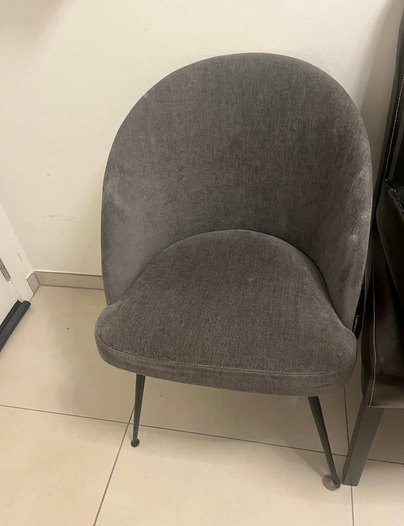 GRATIS Stoelen, Huis en Inrichting, Ophalen, Zo goed als nieuw